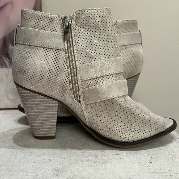 Booties - Picture 3 of 3